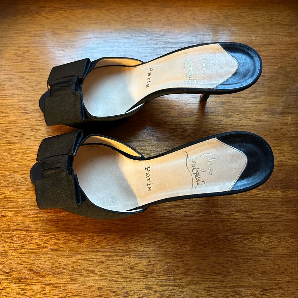 Christian Louboutin satin bow peep toe low heels size 6